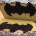 batmankage, sandkage med skjult chokoladekage