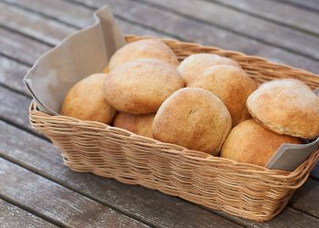 Lyse fuldkornsboller