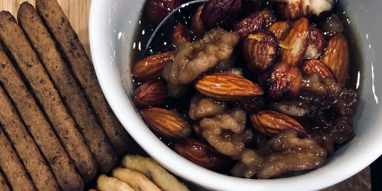 Honningristede nødder til tapas