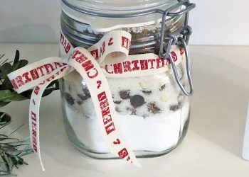 DIY triple chocolate cookies