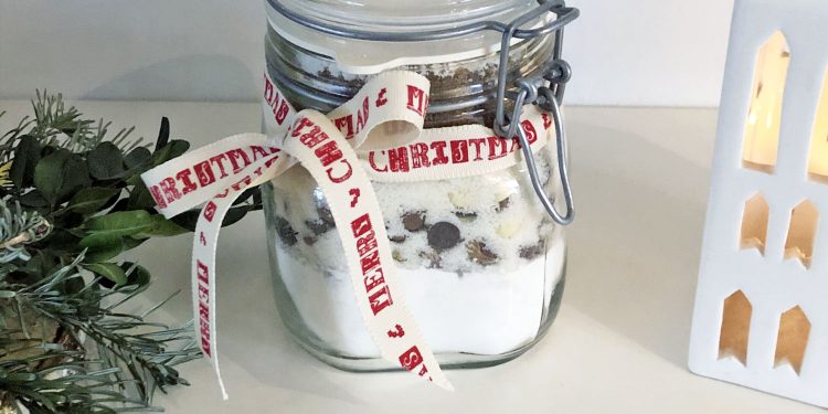 DIY triple chocolate cookies