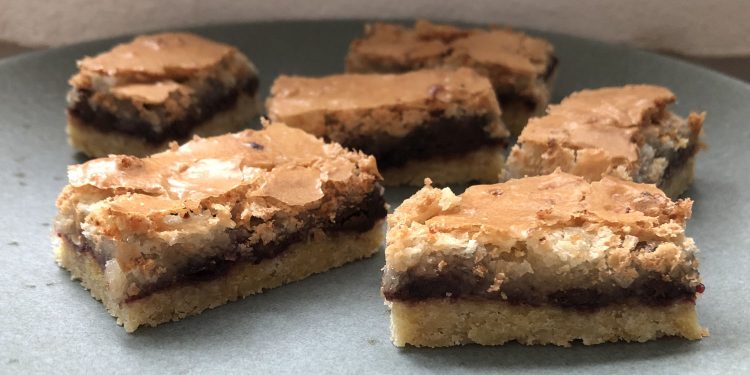 Makronsnitter med solbærmarmelade