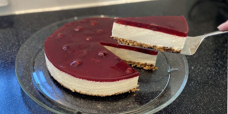 cheesecake med kirsebær - Bentebager.dk