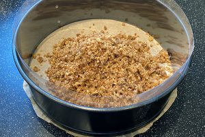cheesecake med kirsebær - bund -Bentebager.dk